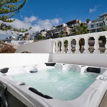 Ocean View Villa San Eugenio - Private Jacuzzi *