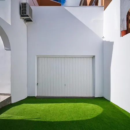Ocean View Villa San Eugenio - Private Jacuzzi * Costa Adeje (Tenerife)