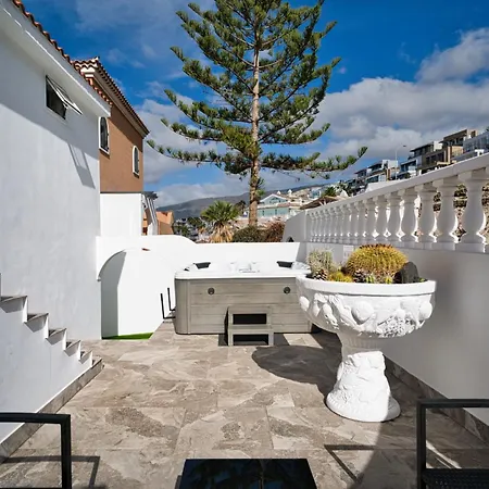 Villa Ocean View Villa San Eugenio - Private Jacuzzi