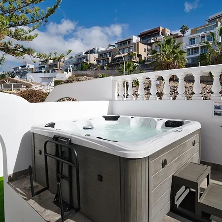 Ocean View Villa San Eugenio - Private Jacuzzi