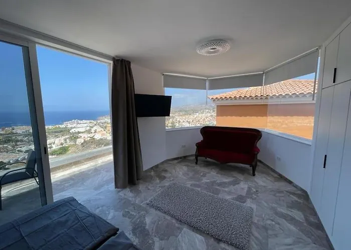 Ocean View Tenerife アデヘ