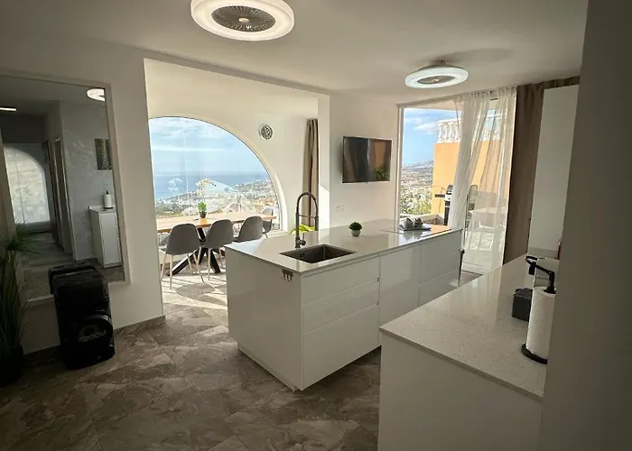 Ocean View Tenerife アデヘ